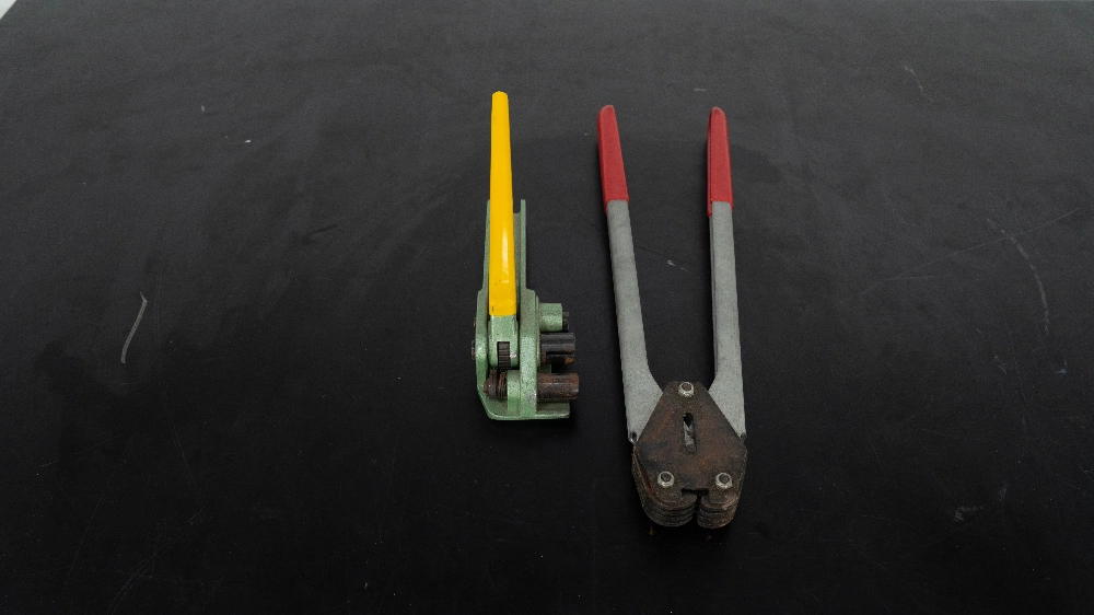 Pallet Bander and Crimper Set