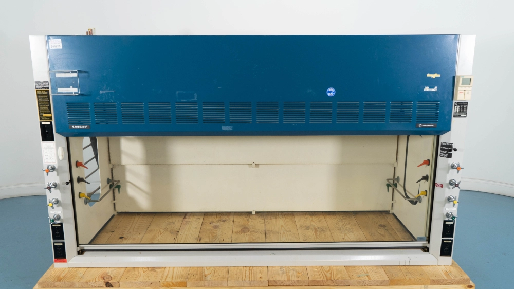 Fisher Hamilton SafeAire 8' Fume Hood
