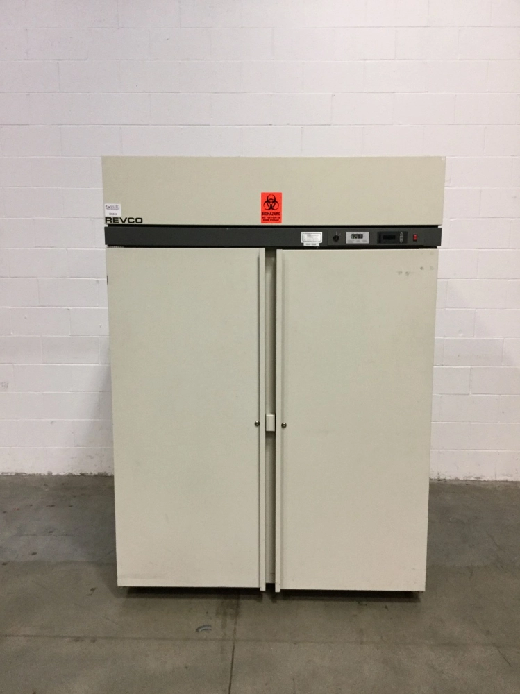 REVCO REL5004A20 Laboratory Refrigerator