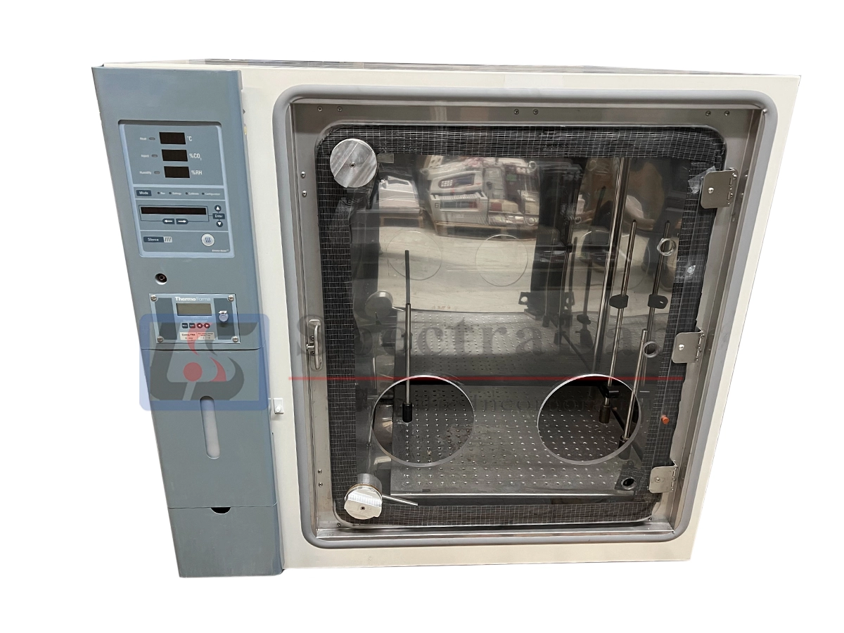 Thermo Forma 3310 Steri-Cult Series CO2 Incubator