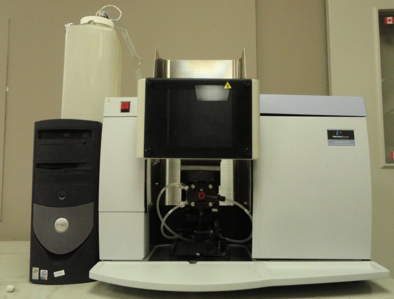 PerkinElmer AAnalyst 400 AA Spectrometer