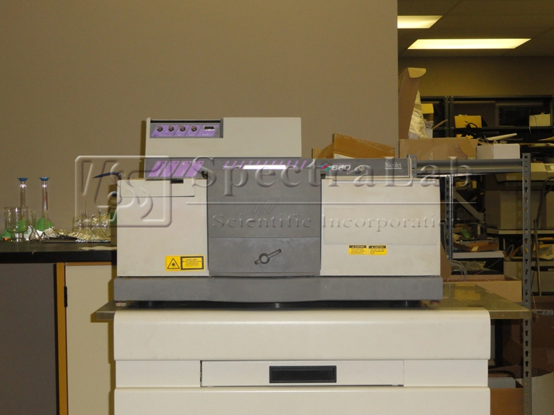 Nicolet Magna 860 IR Spectrometer with DTGS Detector