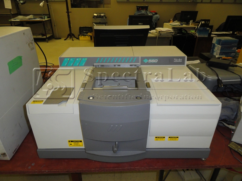 Nicolet MAGNA-IR 560 Spectrometer (for parts)