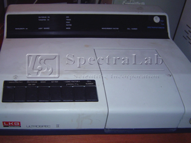 LKB Ultrospec II UV/Vis Spectrophotometer