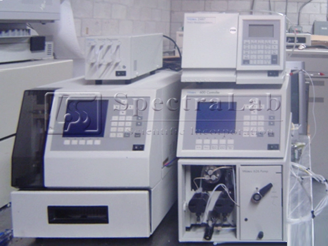 Waters HPLC system with 600 Pump, 717 Plus Autosampler, 2487 Dual λ Absorbance Detector and Degasser