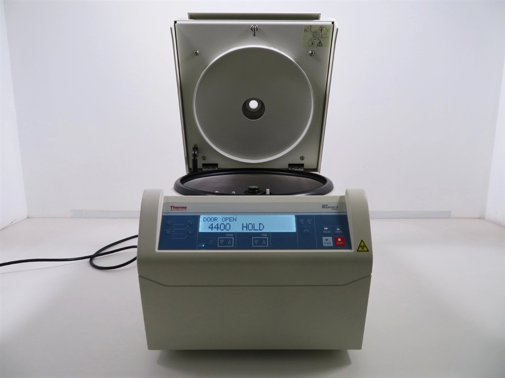 Thermo Scientific Megafuge 8 Centrifuge | LabX.com