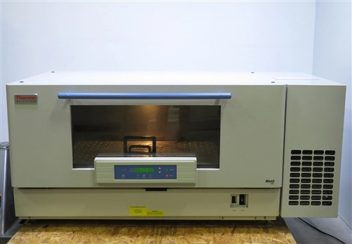 Thermo Scientific MaxQ 8000 Refrigerated Incubator Shaker