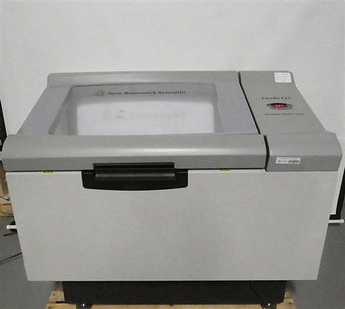 New Brunswick Excella E25R Refrigerated Incubator Shaker