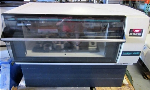 New Brunswick Innova 4400 Incubator Shaker