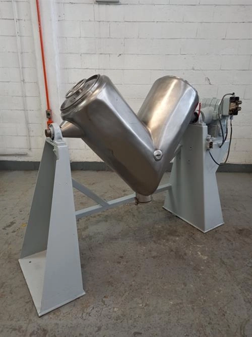 Stainless steel 52 gallon V Blender