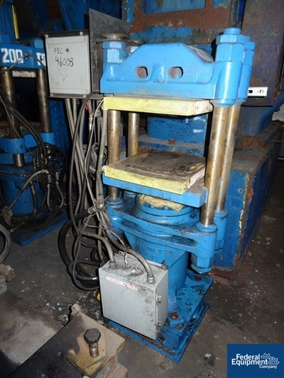 62.8 Ton FH Maloney 4 Post Molding Press, 16" x 16"