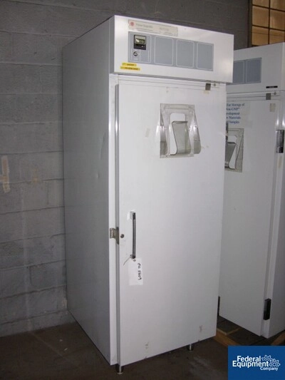 23 Cu Ft Fisher Scientific Single-Door Freezer