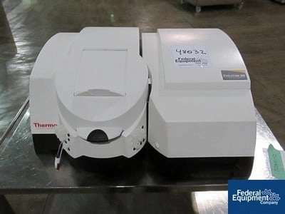 Thermo Electron Visible Spectrophotometer, Evolution 300 BB