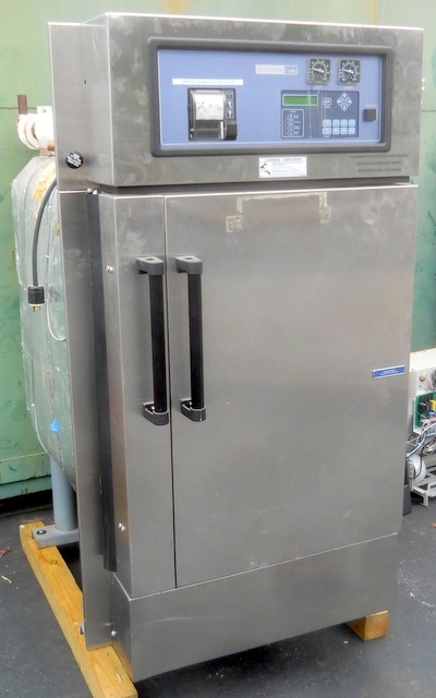 Castle 233LS Laboratory Steam Sterilizer