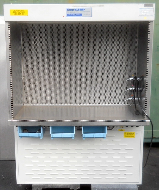 4ft. Edgegard EG-4320 Horizontal Laminar Flow Hood