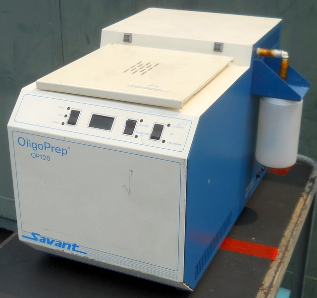 Savant OligoPrep OP120 SpeedVac Concentrator