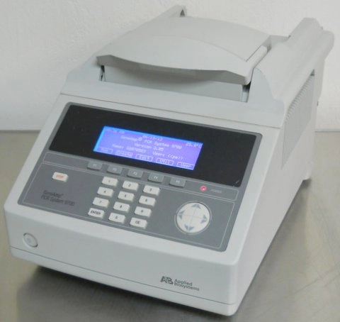 Applied Biosystems GeneAmp PCR System 9700 with Dual 384-Well Sample Block Module