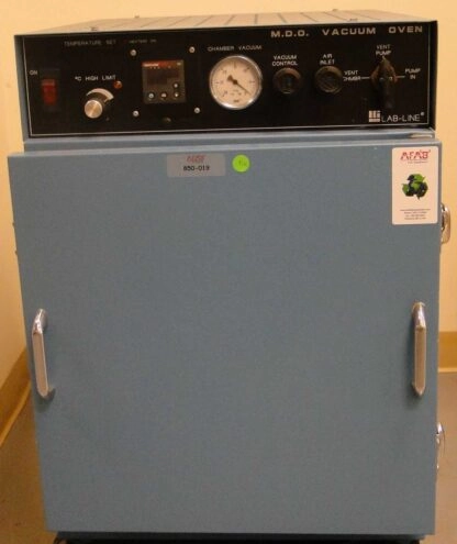 Labline Instruments, Inc. M.D.O. Vacuum Oven 3624-A