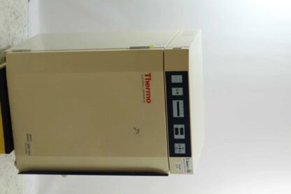 Thermo Fisher Napco Series 8000 WJ CO2 Incubator 3578