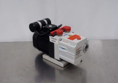 Pfeiffer Rotary Vane Pump DUO 2.5