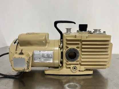 Fisher Scientific Maxima Vacuum Pump D8A