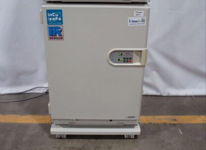 Sanyo CO2 Double Stack Incubator MCO-17AIC