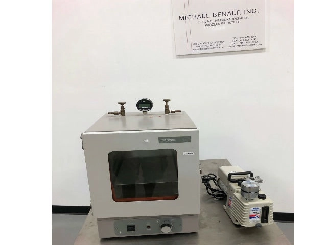 VWR Vacuum Oven with Pump