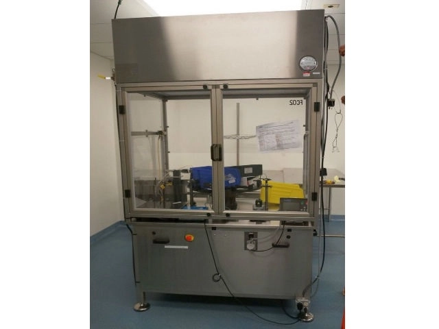 M&amp;O Perry P3000 Filling-Capping Machine