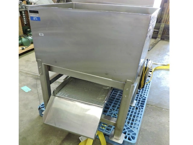 Stainless Steel Feeders