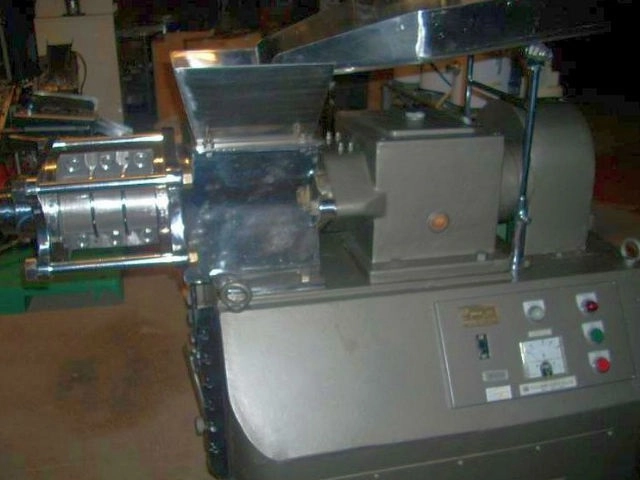 Fuji Denko Twin Screw Extruder