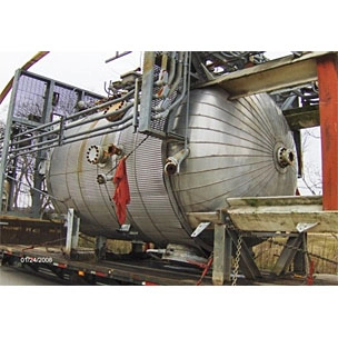 6500 Gal Howe-Baker Vertical Carbon Steel Pressure Vessel