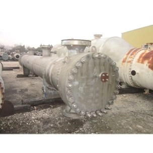 Used 2165 Sq Ft Shell &amp; Tube  Inc. Stainless Steel Shell &amp; Tube Heat Exchanger For Sale