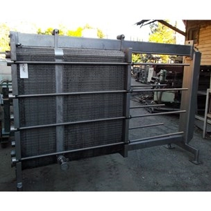 1000 Sq Ft Paul Mueller Stainless Steel Plate Heat Exchanger