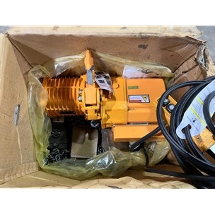 Accolift 4000 LBS Hoist