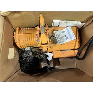 Accolift 4000 LBS Hoist