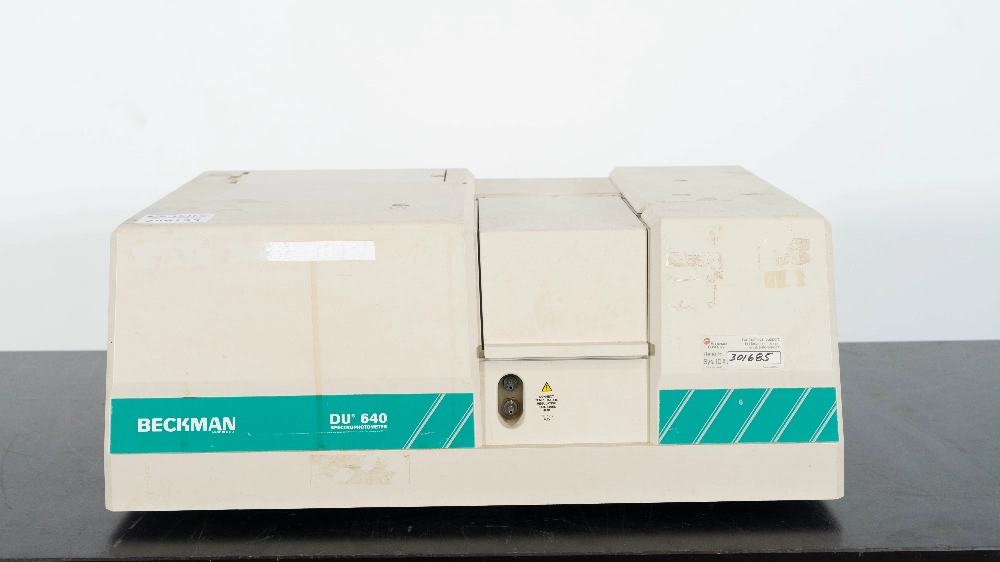 Beckman DU640 Spectrometer