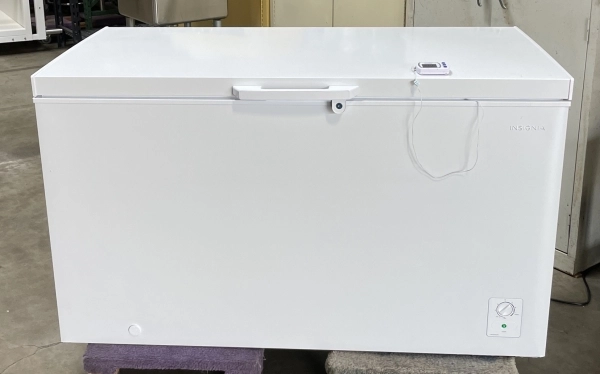 Insignia Chest Freezer 14 cu. ft.