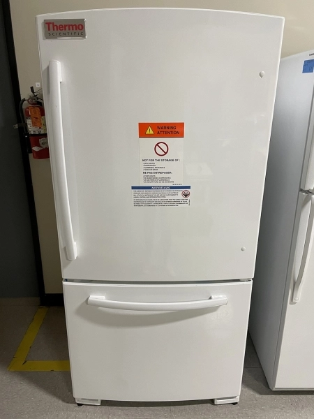 Thermo Scientific Refrigerator / -20&deg; C Freezer Combo