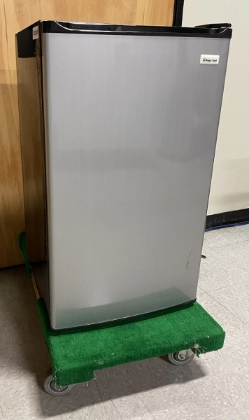 Undercounter Refrigerator Model MCBR360S