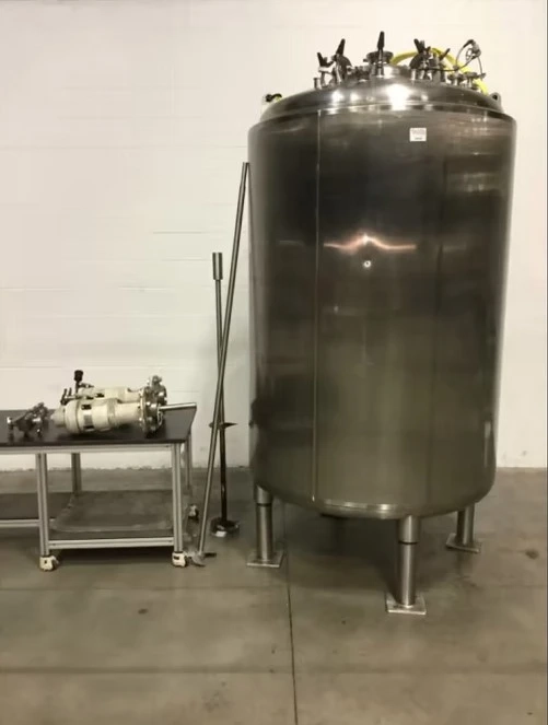 550 Gallon (2100 Liter) 316L Stainless Steel Vacuum Mix Tank