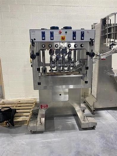 Acasi Spindle Capper TCAP-8-W, with elevator