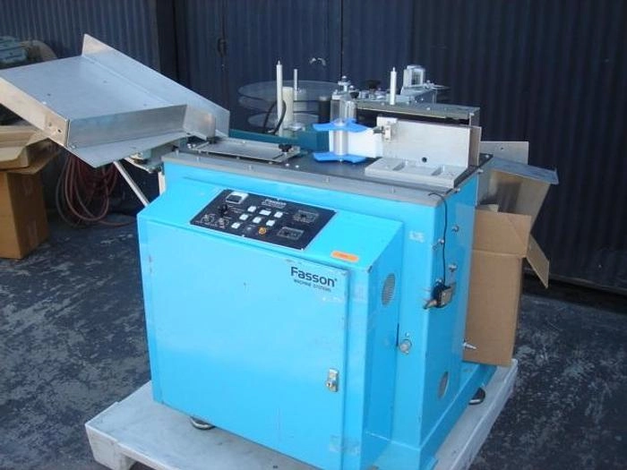 Fasson ST-10D Wrap-around Labeler