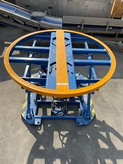 44" diameter Global Industrial Pallet Lifter