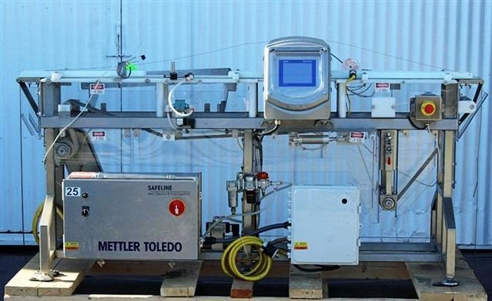Mettler-Toledo Safeline SL2000 Metal Detector