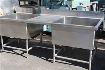 Stainless Steel Washing Table 8' x 3'
