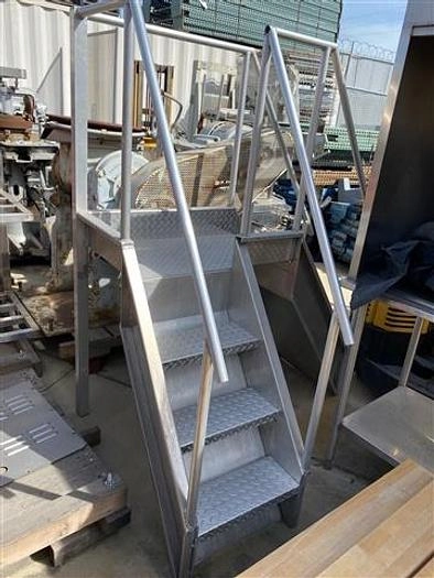 Crossover Staircase