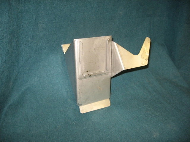 Rat Feeder W/ Water bottle holder