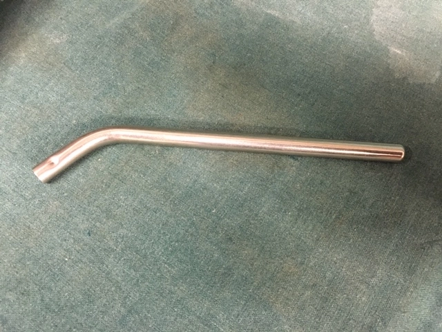 6" Angled sipper tube with ball