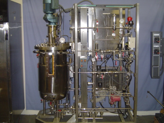 Bioflo 6000 Fermentor