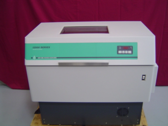 I-2500 Incubator Shaker